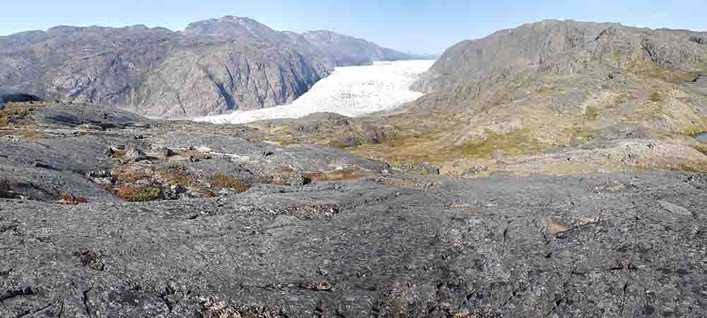 117 - Groenlandia - fiordo Tunulliarfik - Narsarsuaq - valle de las Mil Flores - glaciar Kiattuut